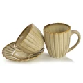 Filiżanka ze spodkiem do kawy i herbaty porcelanowa beżowa 300ml 18205